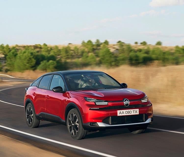 Imagen de un vehículo de categoría compacto