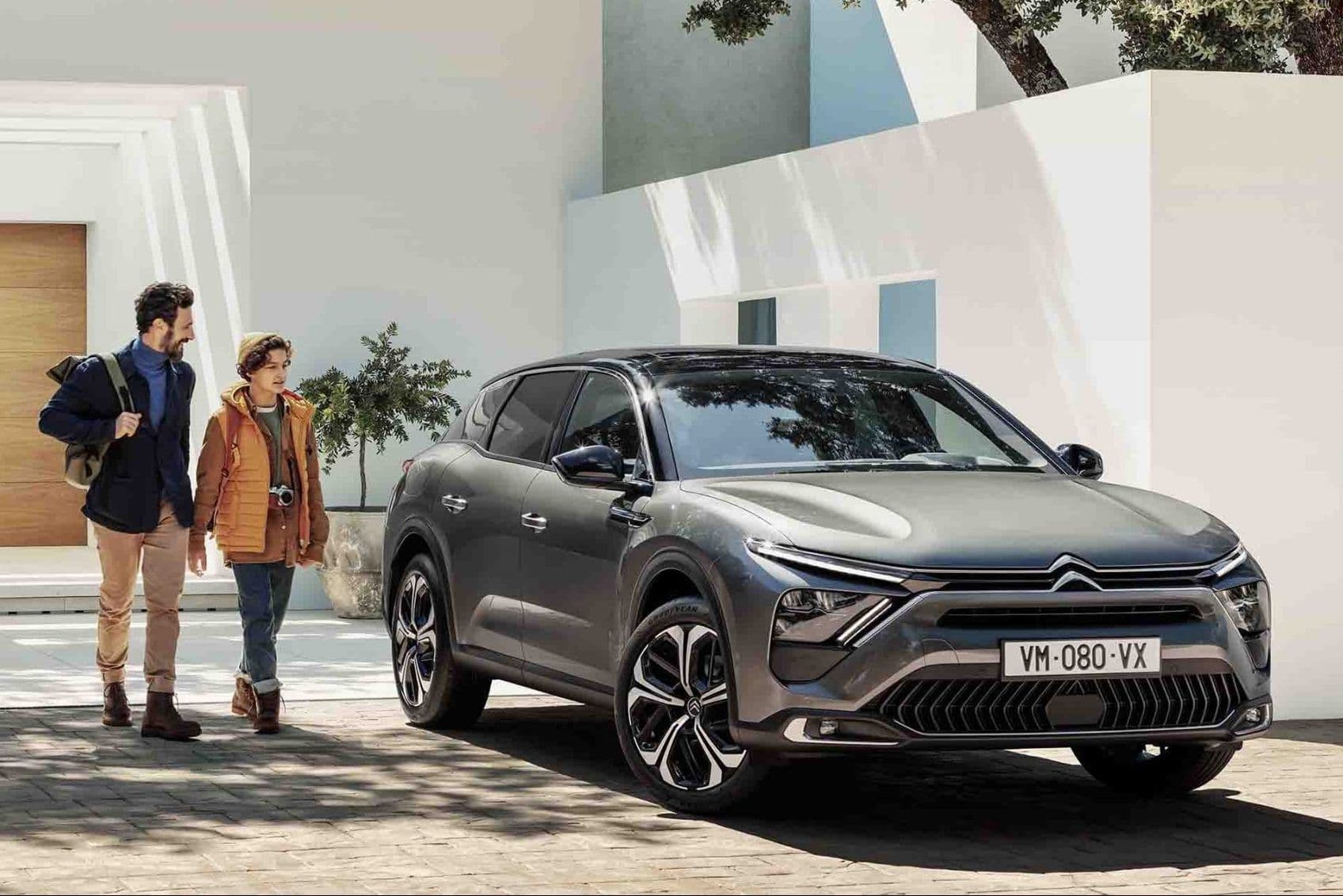 Imagen 1 de la galería de CITROËN C5 X